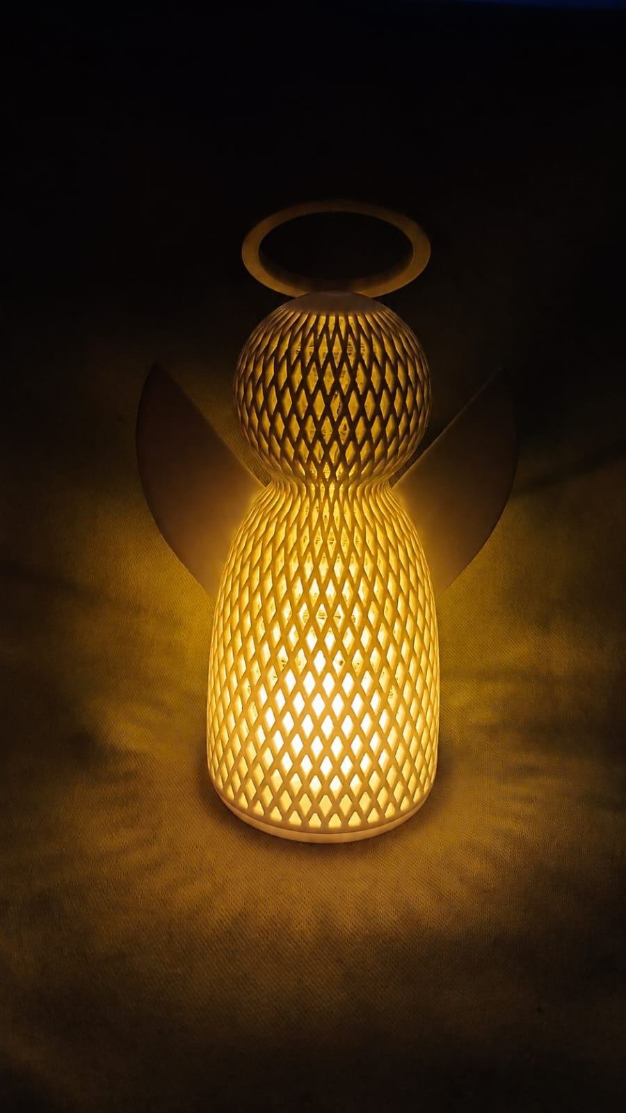SOUVENIR DE ANGEL CON LUZ LED